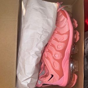 Women Pink air max